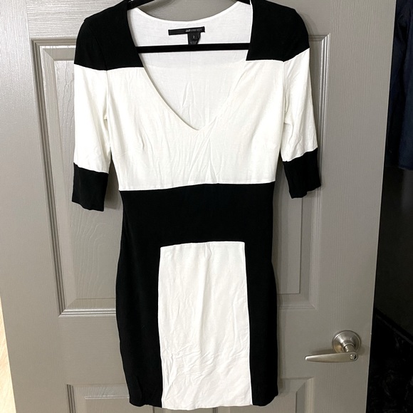 Express Dresses & Skirts - Jay Godfrey midi dress